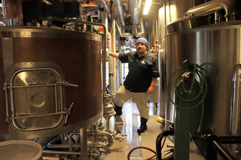 Southerleigh Brewmaster Les Locke with PKW Brewing Equipment